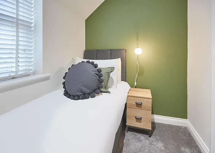 בית נופש Host & - Littlebeck House